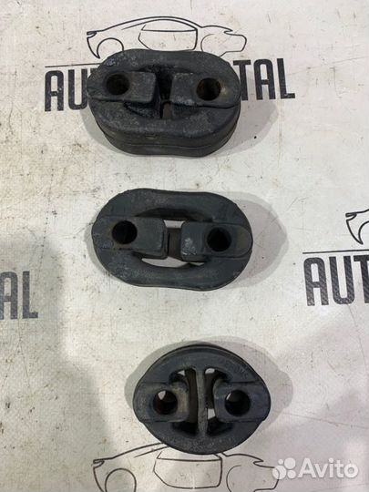 Кронштейн глушителя Kia Sportage SL G4KD 2011