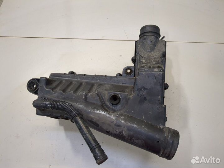 Корпус воздушного фильтра Volkswagen Touran, 2007