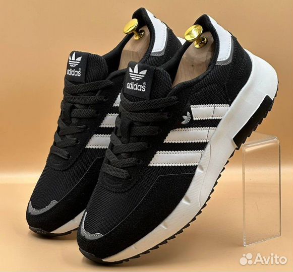 Adidas мужские кроссовки летние 41 размер 26 см