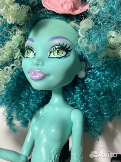 Кукла Монстер Хани Свомп