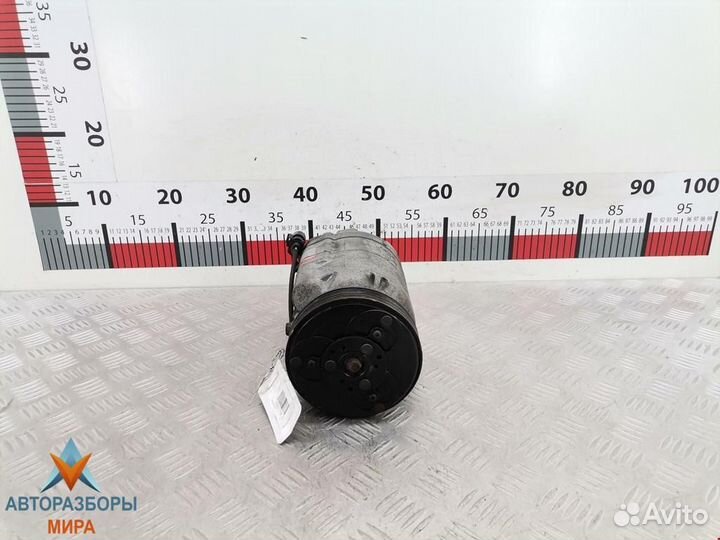 Компрессор кондиционера Volkswagen Golf 4 2001