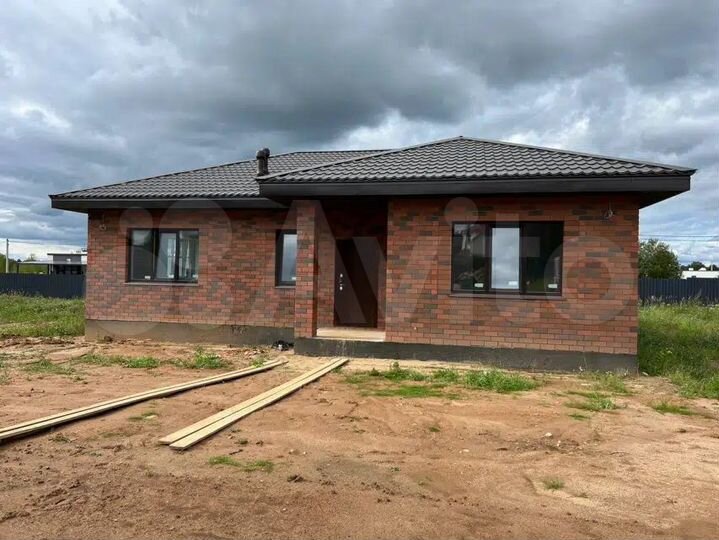 Коттедж 115 м² на участке 6 сот.