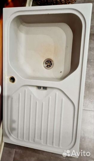 Кухонная мойка из искусственного камня б/у