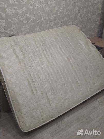 Матрас 160х200 бу