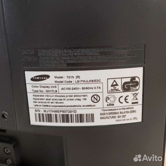 Монитор Samsung