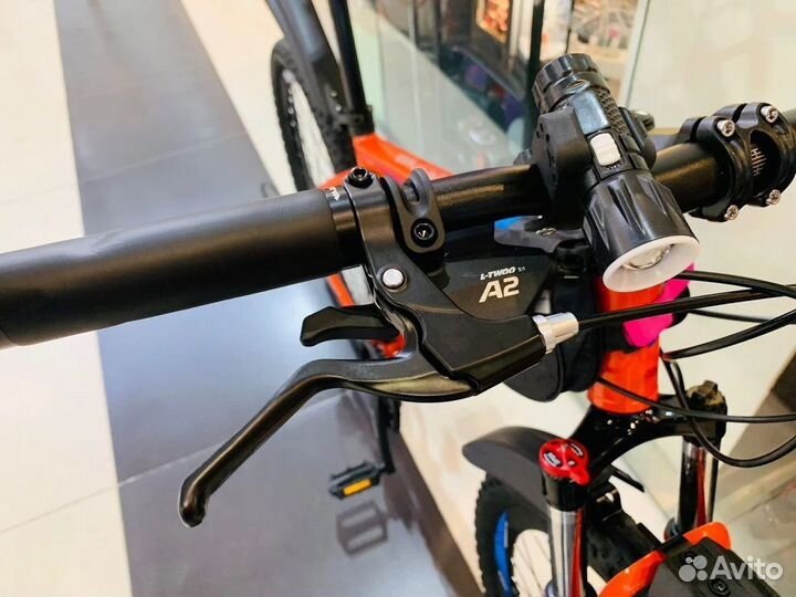 Велосипед горный скоростной grom R 27.5