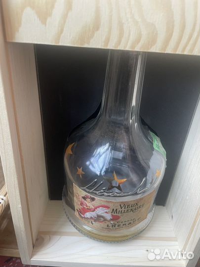 Бутылка из под коньяка Vieux Millenaire (Франция)
