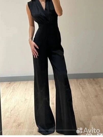 Комбинезон новый, 42 и 44 размер