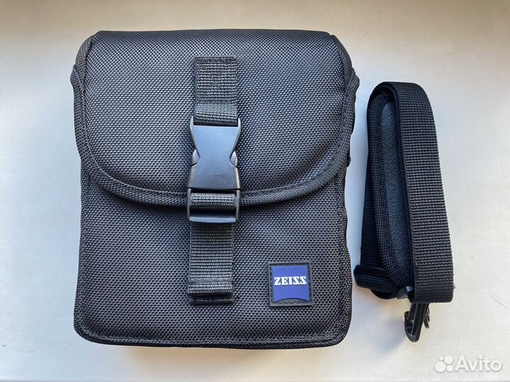 Сумка для бинокля Carl Zeiss