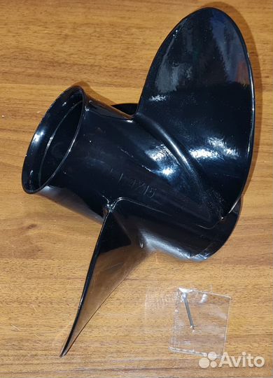 Винт гребной Suzuki DT40-DT65 3х11-1/4х15