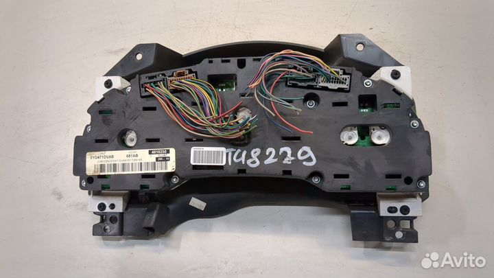 Щиток приборов Dodge Caliber