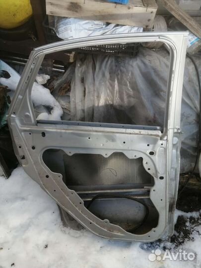 Дверь Форд focus 2