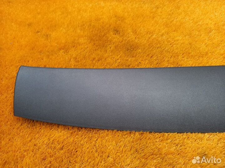 Обшивка двери багажника Volkswagen Tiguan 5N ctha