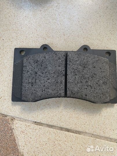 Колодки тормозные передние для Nissan Patrol
