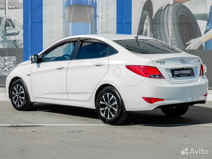 Hyundai Solaris 1.4 AT, 2014, 130 170 км