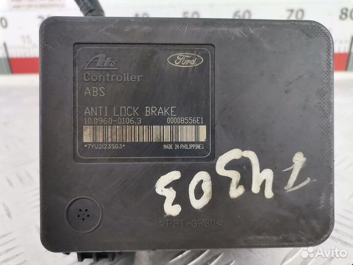 Блок ABS для Ford Fiesta 5 1146149