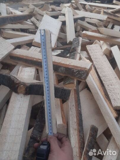 Хвойные пиленые и колотые дрова. Горбыль