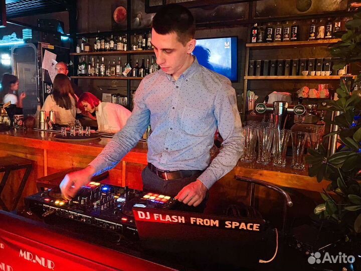 Ведущий/Диджей/Аппаратура