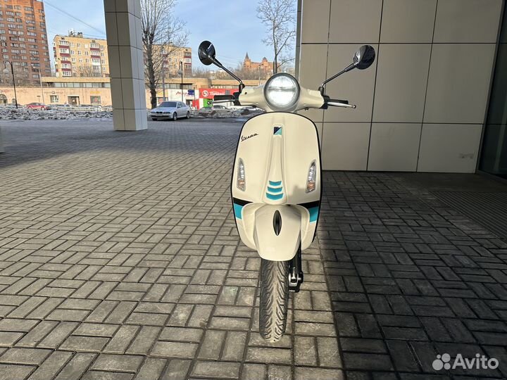 Мотороллер Vespa primavera 125 (Bianco Color Vibe)