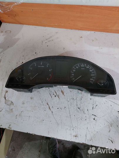 Щиток приборов audi a8 d2