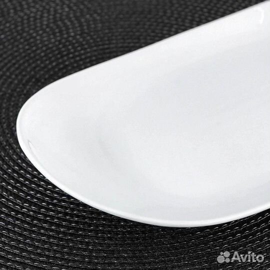 Блюдо фарфоровое овальное Wilmax, 2816 см, цвет бе