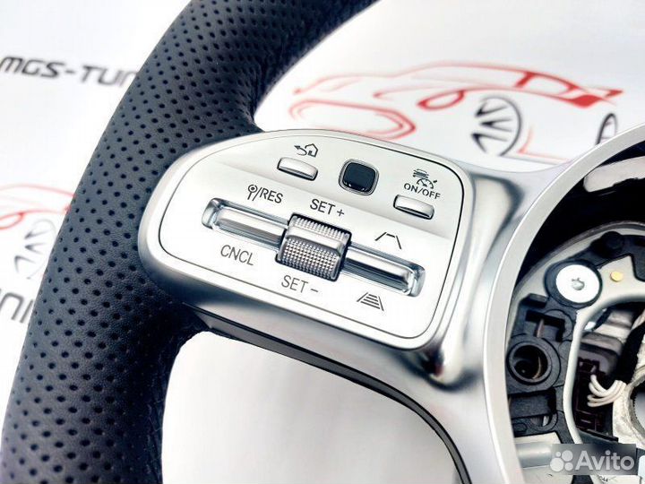 Руль Mercedes 63 AMG карбон с активным круизом
