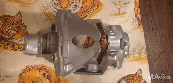 Продам фарадержатель на дукати 749