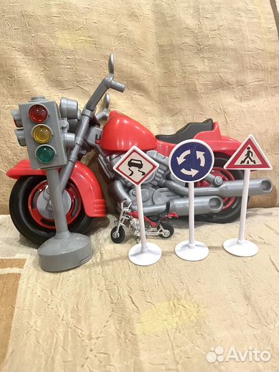 Мотоцикл со светофором