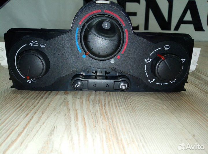 Блок управления печкой печки Renault megane 2