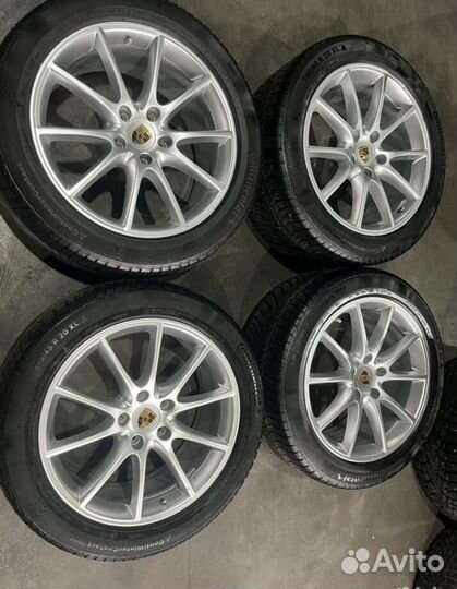 R20 Continental ContiWinterContact TS 830 275/45, PCD 5x130 DIA 72.6