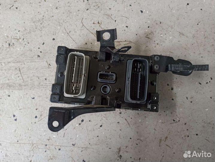 Блок управления lexus GS450H GWS191