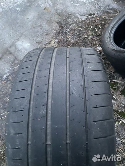 Michelin Pilot Super Sport 255/45 R19 и 285/40 R19 105ZR