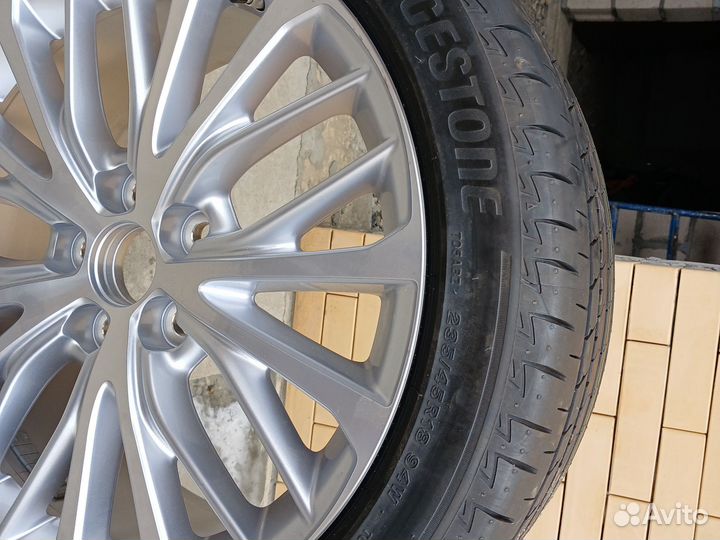 Запаска на camry 70