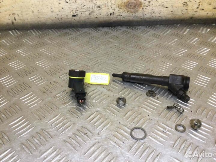 Форсунка Opel Vivaro 0445110146; справочно; 044511