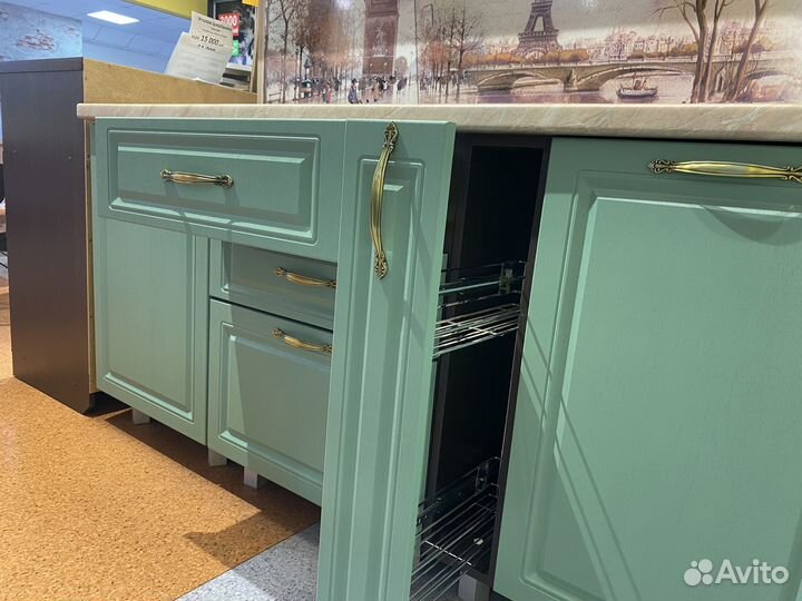 Кухня новая