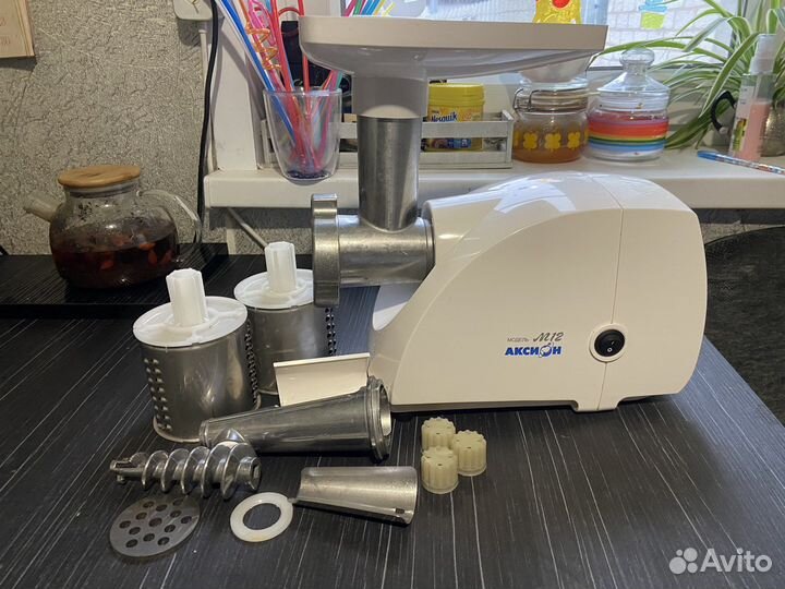 Электромясорубка аксион