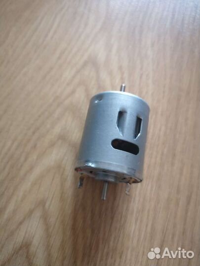 Робот пылесос redmond rv r450