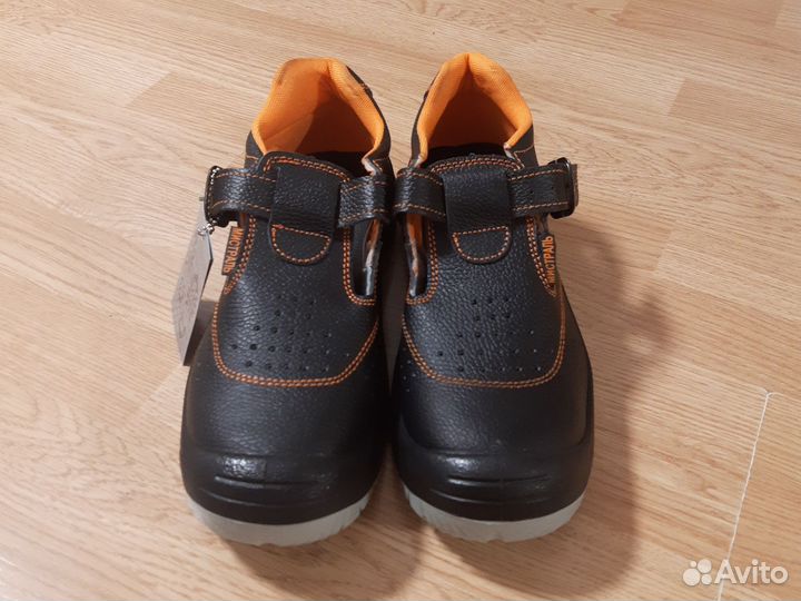 Полуботинки с перфорацией Мистраль