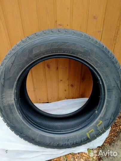 Bridgestone Blizzak DM-V2 225/60 R17