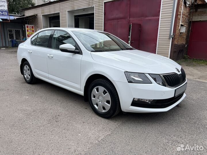 Skoda Octavia 1.6 МТ, 2019, 49 200 км