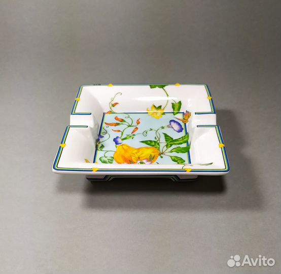 Фарфоровая пепельница Royal Garden