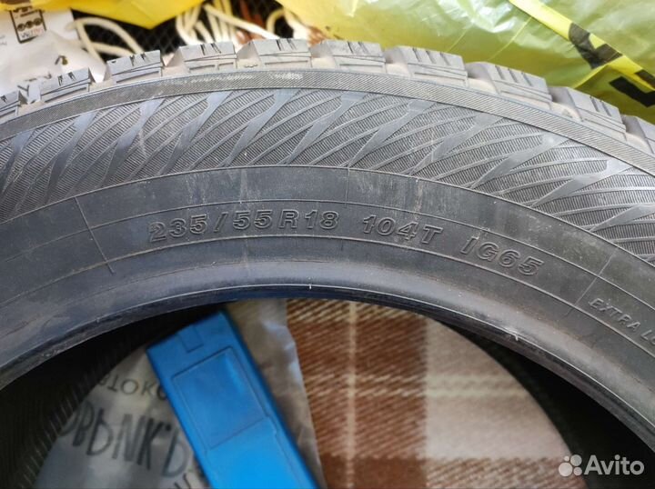 Yokohama Ice Guard IG65 235/55 R18 104