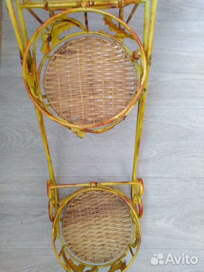 Подставка для цветов