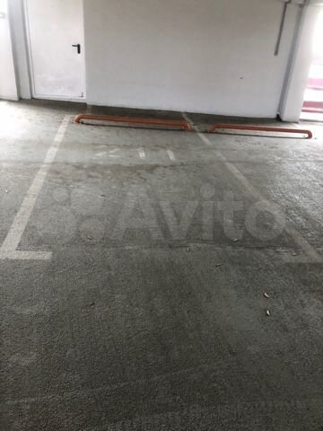 Машиноместо, 12 м²