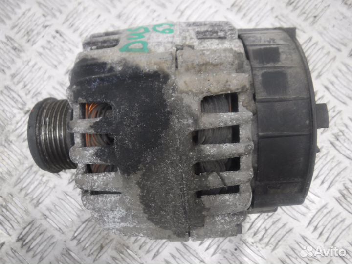 Б/У Б/У Генератор Renault Duster 2012- 231006833R