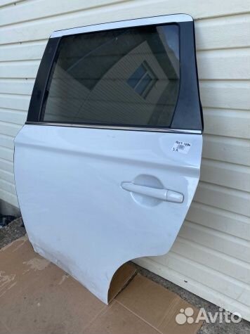 Дверь задняя левая Mitsubishi Outlander 3