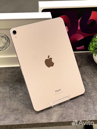 iPad Air 5 2022 m1 64 / Идеальный / 2 цикла заряда