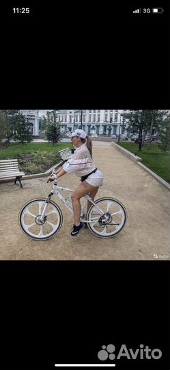 Велосипед BMW