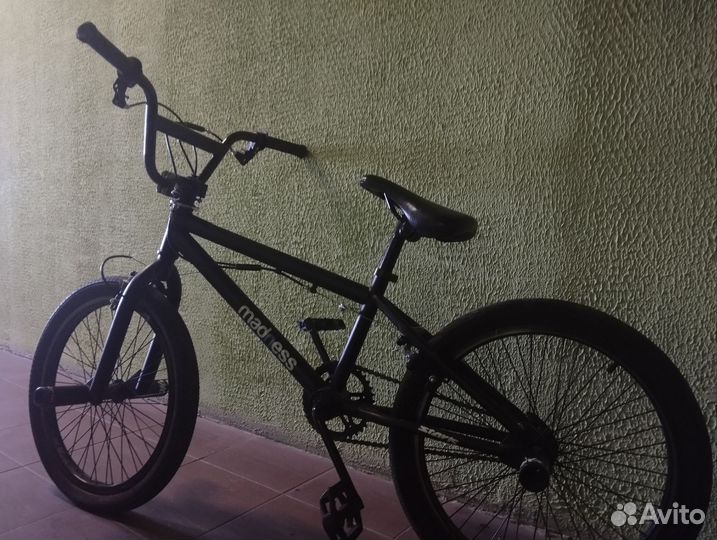 Трюковой велосипед bmx madness stark