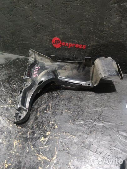 Кронштейн бампера задний правый Bmw 5 E60 N52B25